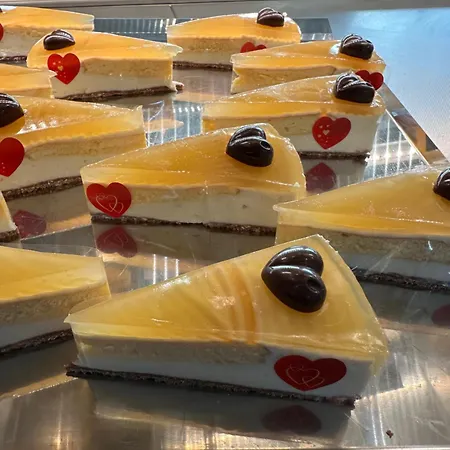 Hut 3* Dunajská Streda